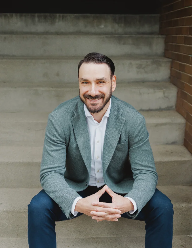 Headshot of Lance daSilva